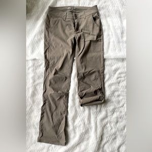 Prana pant/capri size 6 gray purple tint